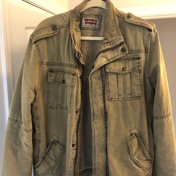 Levi’s Tan Jacket - Picture 2 of 2